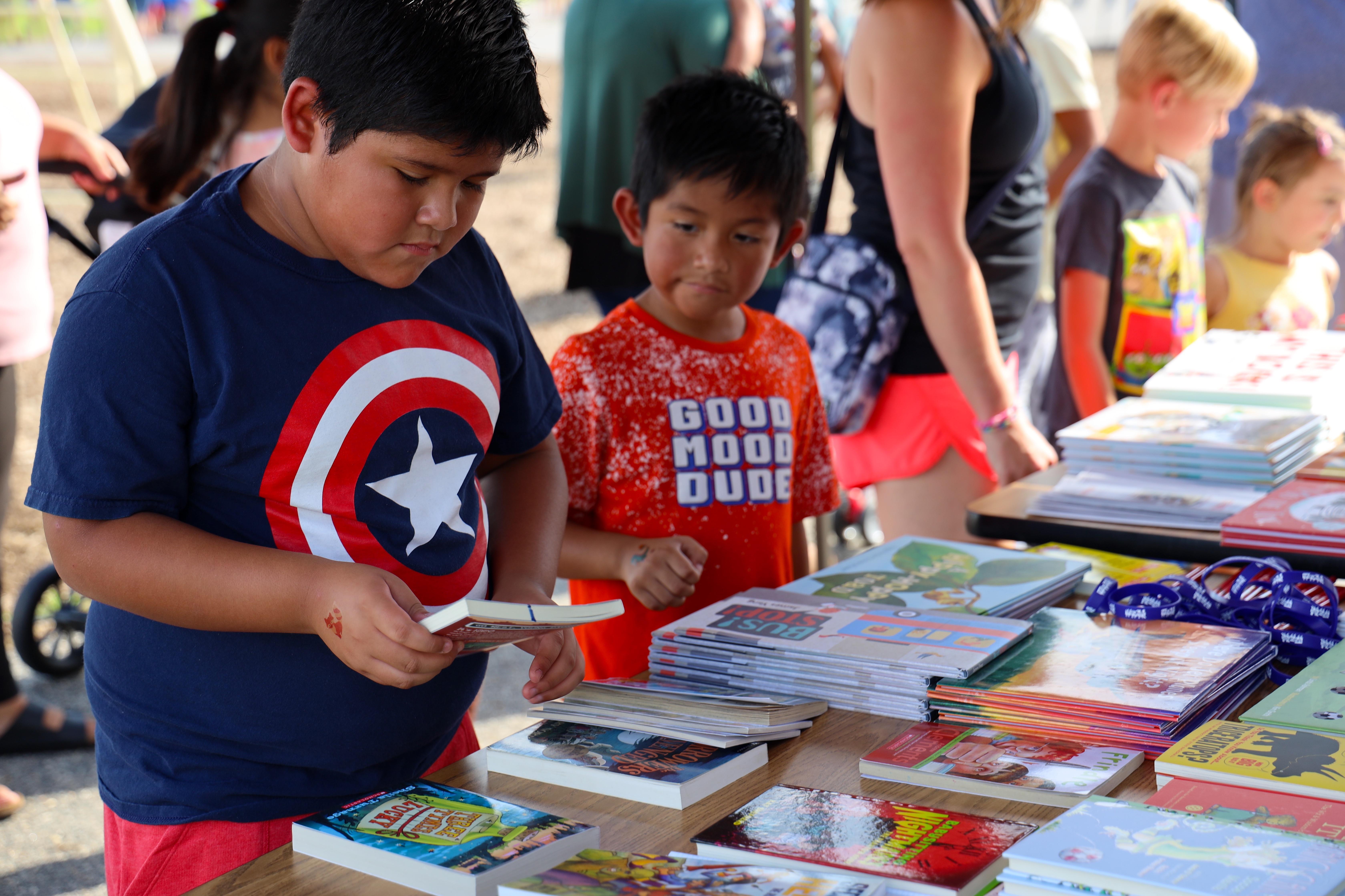 Marine Toys for Tots Provides Books to Title I Schools